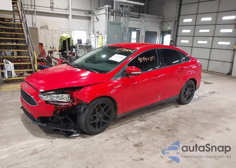 2016 Ford Focus Se z USA, uszkodzony, nr VIN 1FADP3F25GL298938